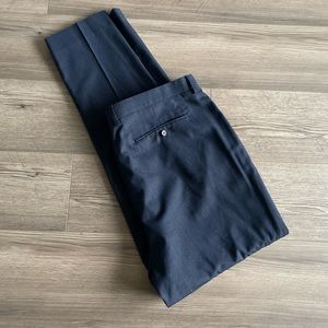 Banana Republic Tapered fit navy dress pants. Size 40 X 36